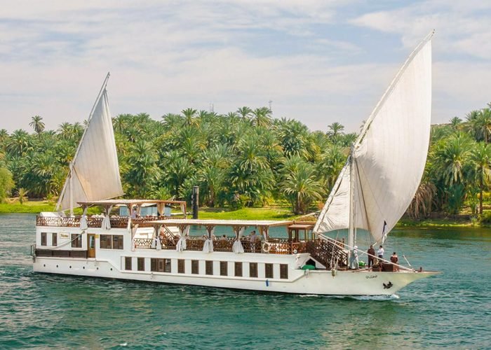 Croisière-sur-le-Nil-en-Dahabiya-de-4-jours