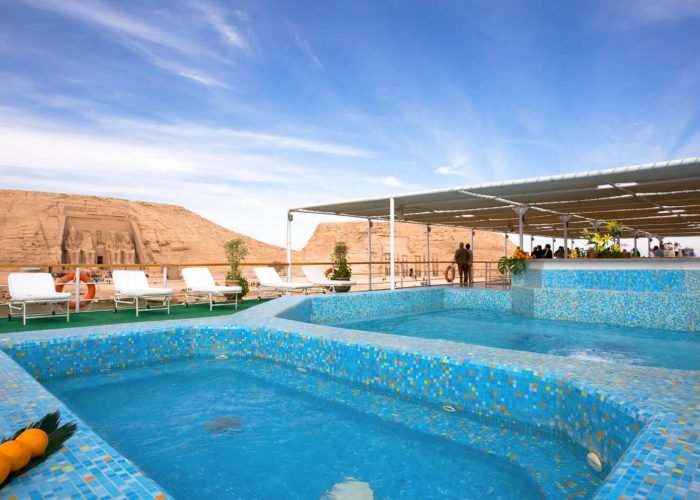 Une-magnifique-photo-prise-depuis-le-ciel-d'une-des-croisières